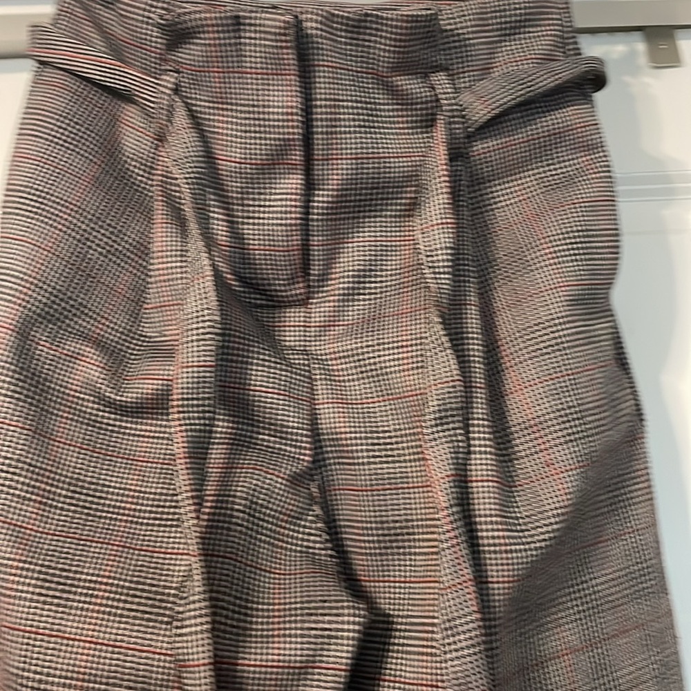 Pants - Picture 2 of 8